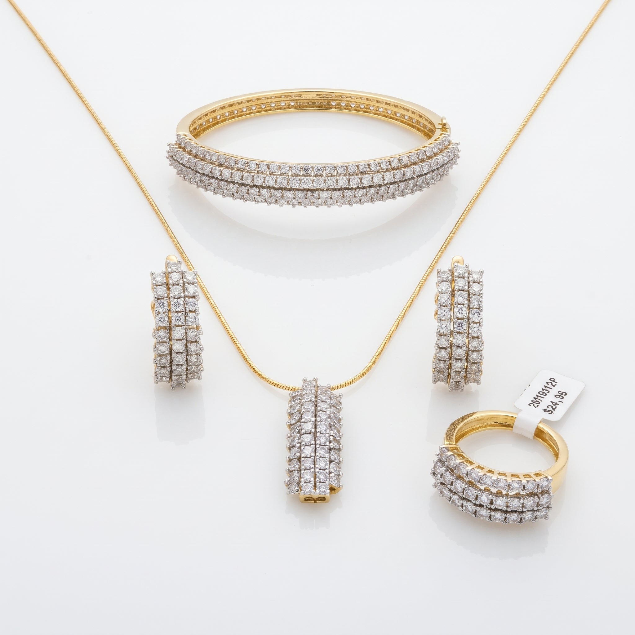 Luxury Crystal 5-Piece Jewelry Set – Necklace, Earrings, Bracelet & Ring