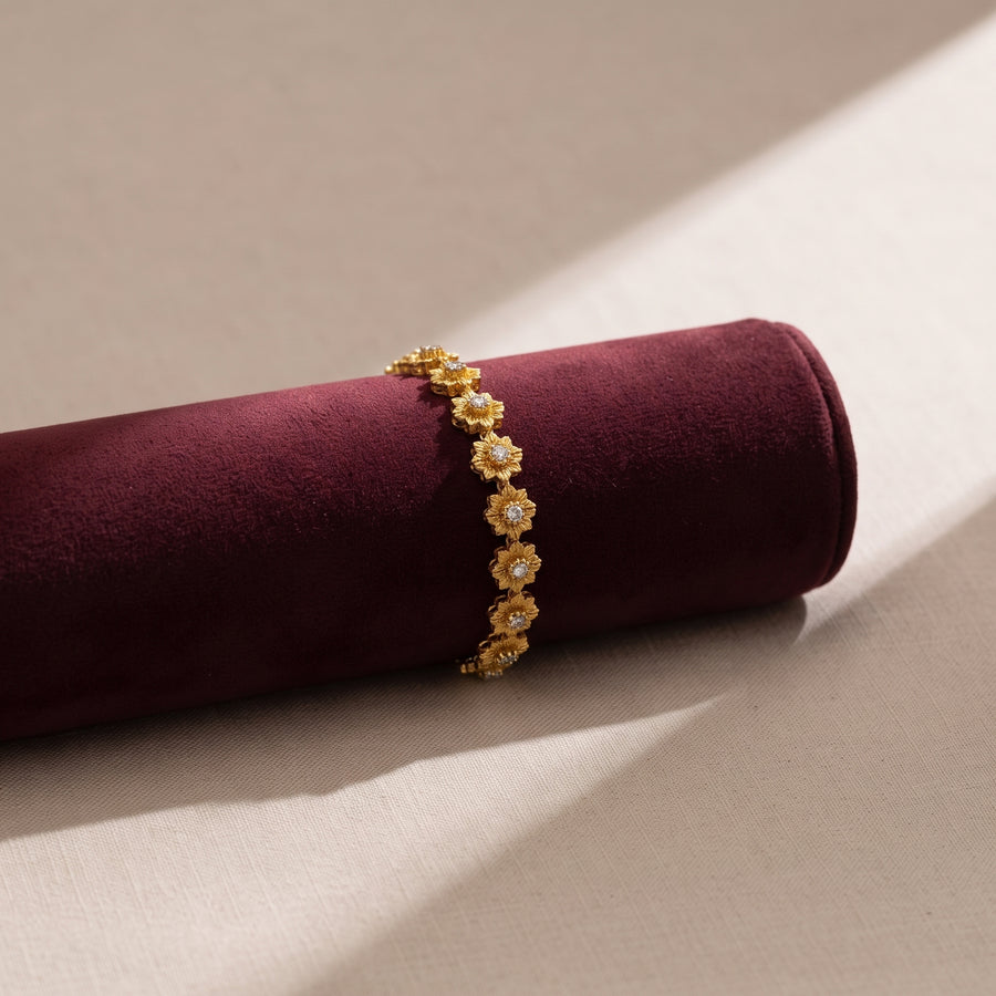 Traditional Handcrafted Gold Starflower Link Bracelet
